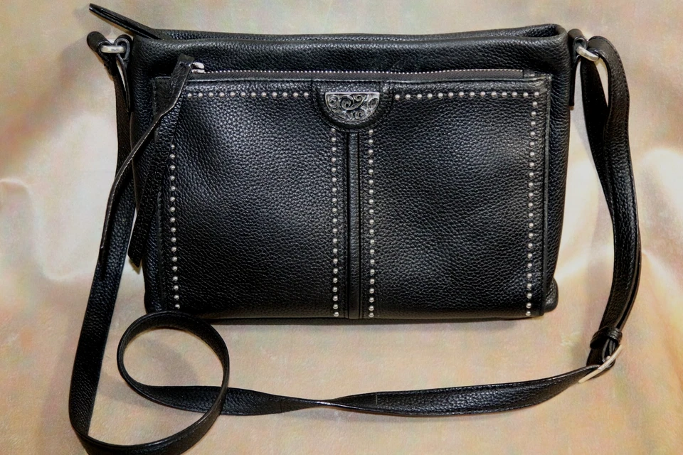 BRIGHTON BLACK PREOWNED MEDIUM LEATHER STUDED BAG WITH CROSSBODY STRAP & SILVER - Image 2 of 4