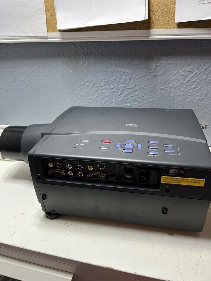 CTX EZPRO 600 LCD Projector – Full Bundle – For Parts – Bad Lamp - Image 3 of 4