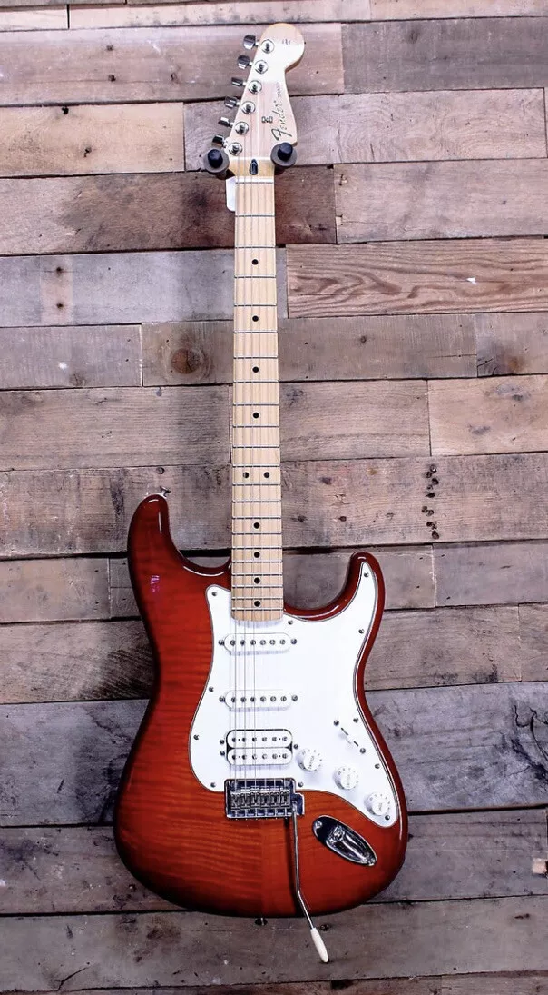 Fender Deluxe Stratocaster HSS Plus Top with iOS Connectivity Aged