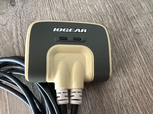 Conmutador KVM OGEAR USB 2 puertos con cables incorporados GCS632U - Imagen 5 de 6