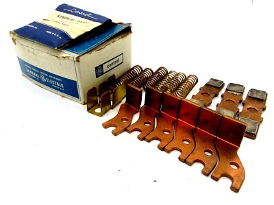 NEW GENERAL ELECTRIC CR101X113 CONTACT KIT SIZE 3 CRZ810E11
