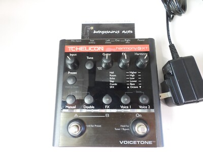 TC Helicon Voicetone Harmony G XT Vocal Effects Processor TC Helicon Voicetone Harmony G XT Vocal Effects Processor