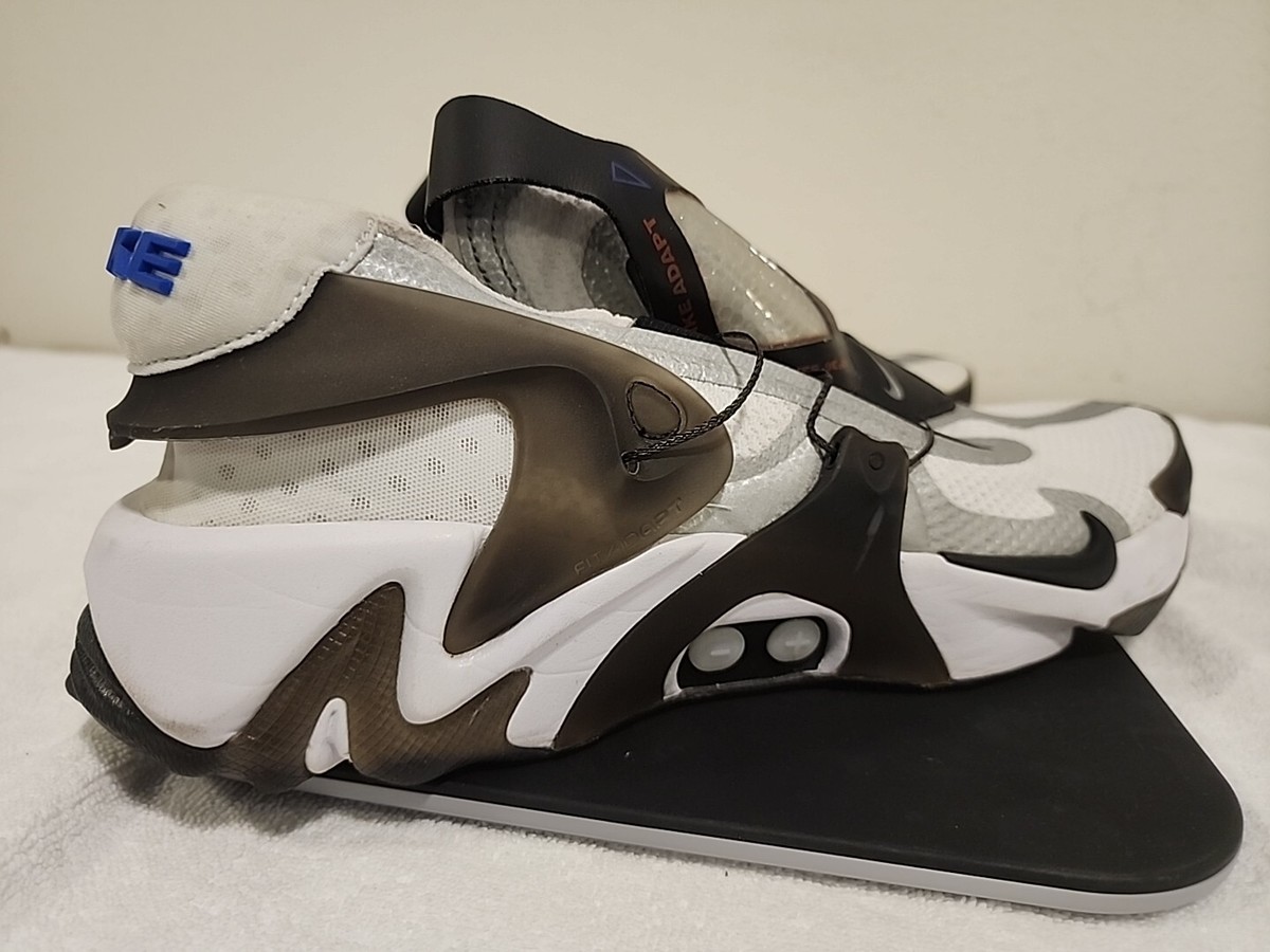 nike adapt huarache black