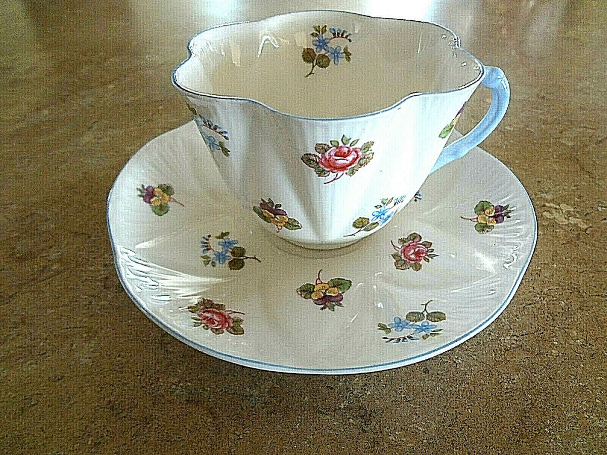 Shelley Bone China Tea Cup & Saucer - Rose Pansy Forget Me Not