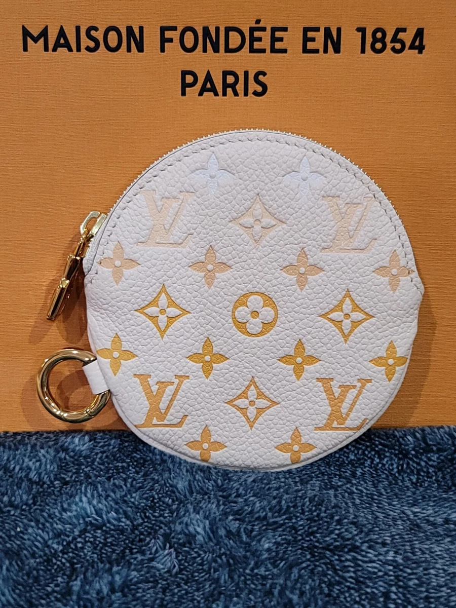 Louis Vuitton Pouch Round Coin Purse By The Pool Monogram Empreinte Giant  Safron