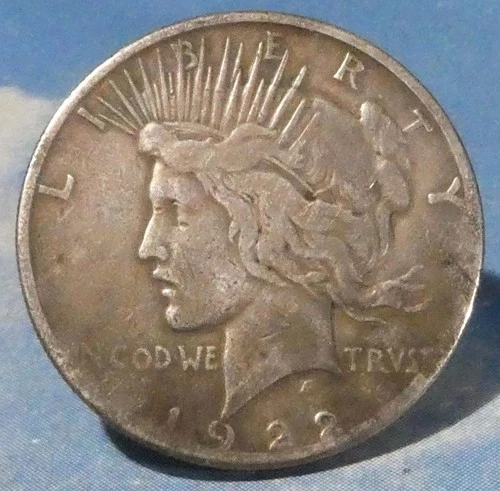 1922-S LADY LIBERTY "S" PEACE SILVER DOLLAR $1 * GOOD CONDITION * FREE SHIP