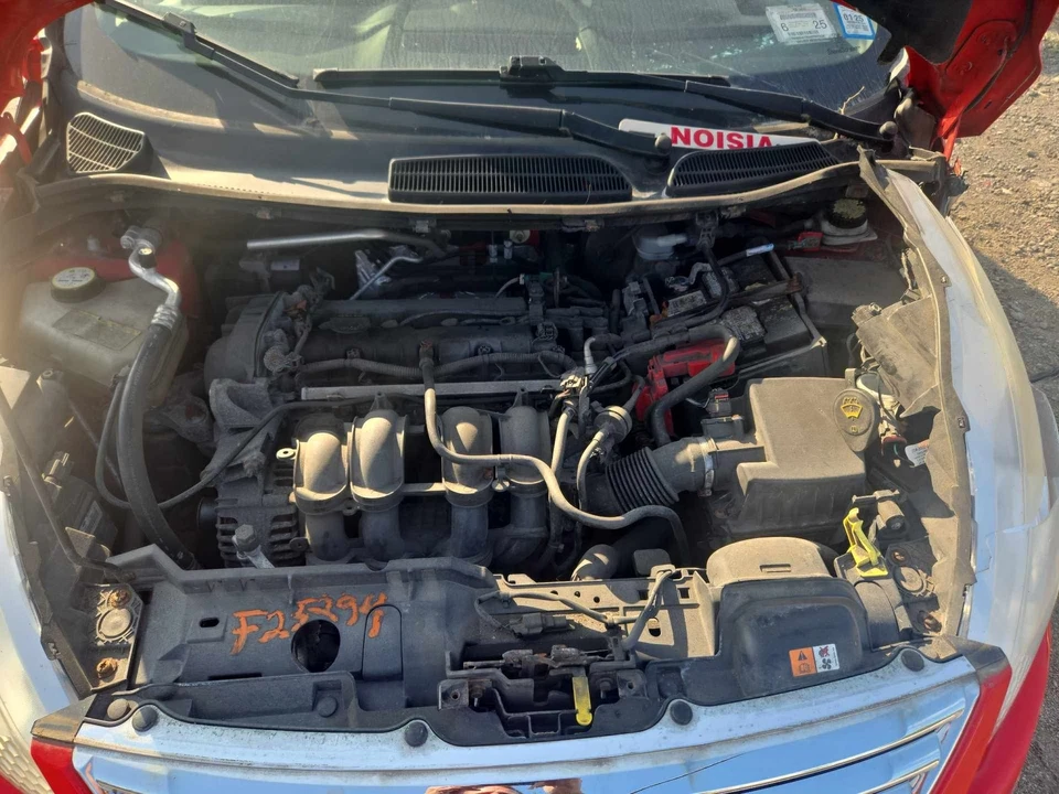 Puerta delantera izquierda vidrio delantero usado se adapta a: Ford Fiesta 2013 delantero izquierdo grado A Foto 4 de 4