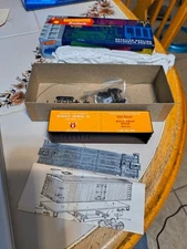 HO Scale Roundhouse Billboard Reefer Car, Bull Frog Beer Monarch Brewing Co.