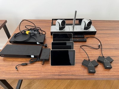 Profi Setup Poly Videokonferenz Komplettset EagleEye Director II