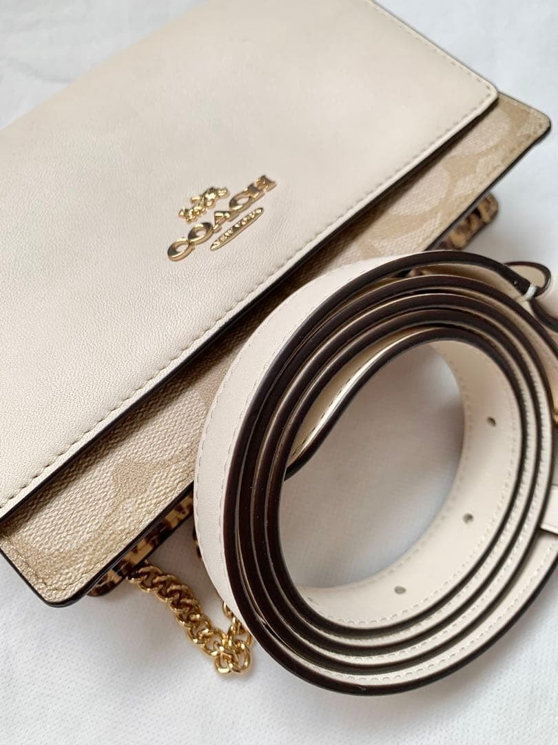 COACH Beige Python Chain Mini Shoulder Bag Unused… - image 9