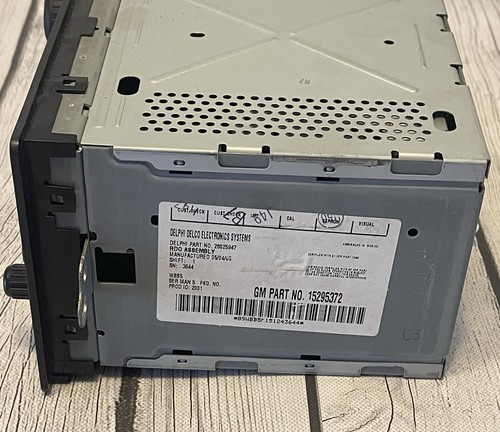 Radio reproductor de CD Chevy GMC 1500 2500 2003-2005 Sierra Yukon OEM BLOQUEADO - Imagen 3 de 6