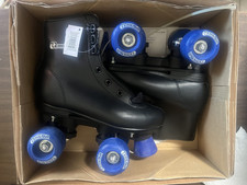 Chicago Skates Boys Black Size 2, TIGERLON BOOTS, BLUE WHEELS, NEW IN BOX