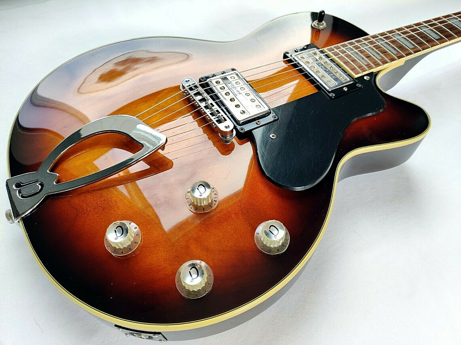 1889-nanさん購入予定 GUILD Dearmond M-75T