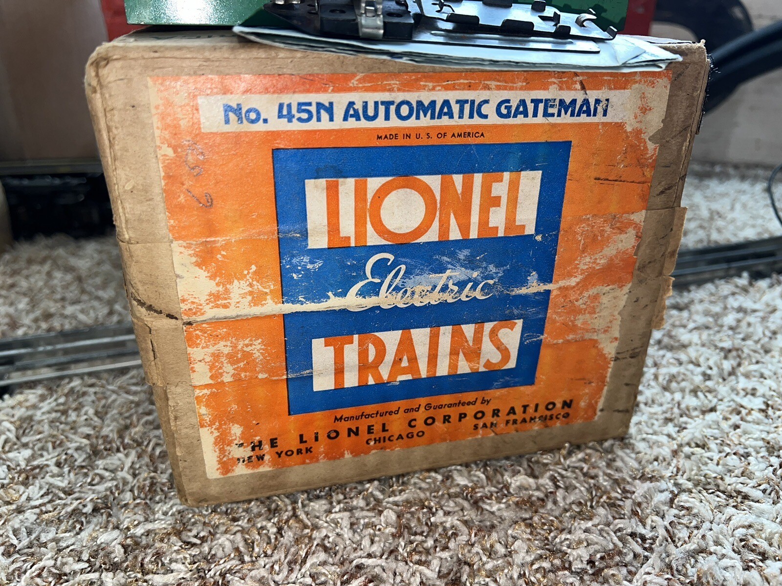 Lionel Electric Trains 45N Automatic Gateman with Original Box C5. eBay