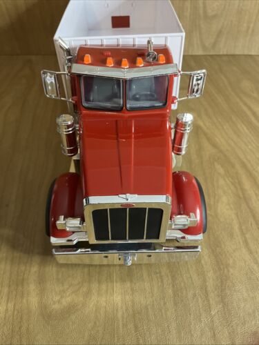 Ertl Big Farm Peterbilt 367 Truck With Grain Box Lights & Sounds Works 1/16th - Picture 14 of 19