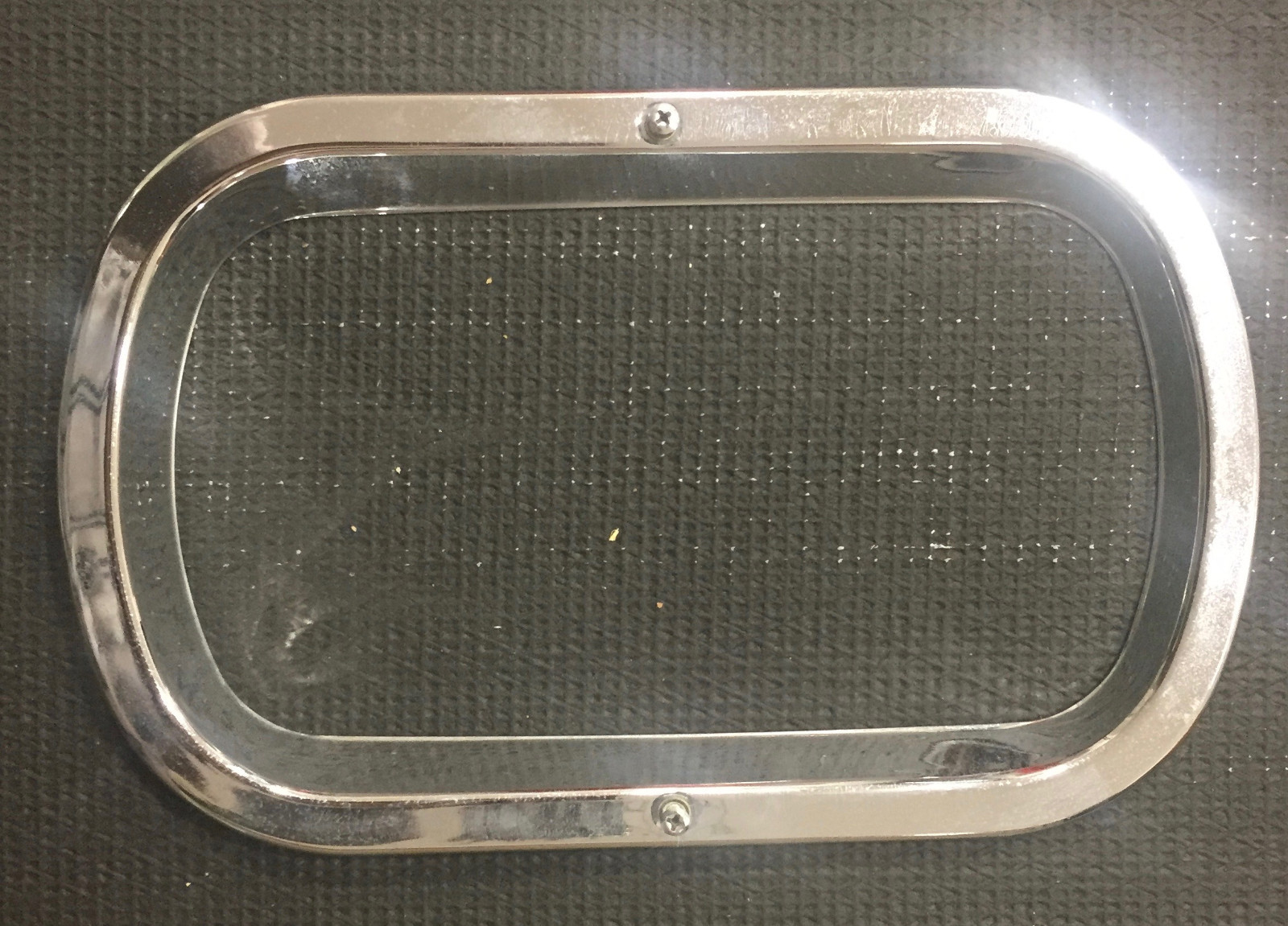 Porte pour phare Cibie Renault R10 pour remplacer un cerclage rouillé ou manquant