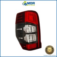 Scheinwerfer - Linke RüCkleuchte - Links - Mitsubishi L200 19- >