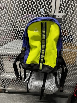 Nike ACG Karst 25L Hiking Backpack Blue/Green/Black Medium 3-Pocket Zip