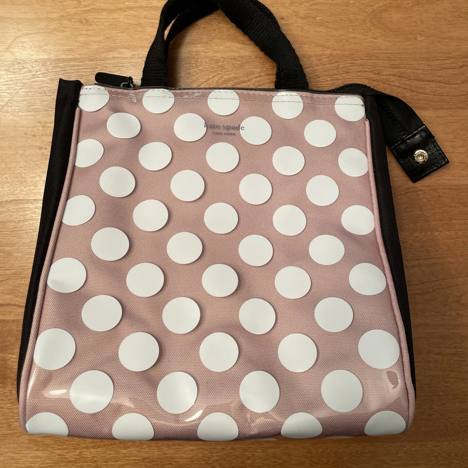 Borsa piccola pranzo Kate Spade New York a pois in tela rivestita in vinile nuova senza etichette