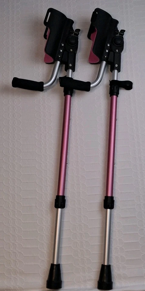 Muletas Antebrazo Ajustables Adultos - Par, Ergonómicas, Rosa/Plateado - Nuevas (Caja Abierta) Foto 2 de 4
