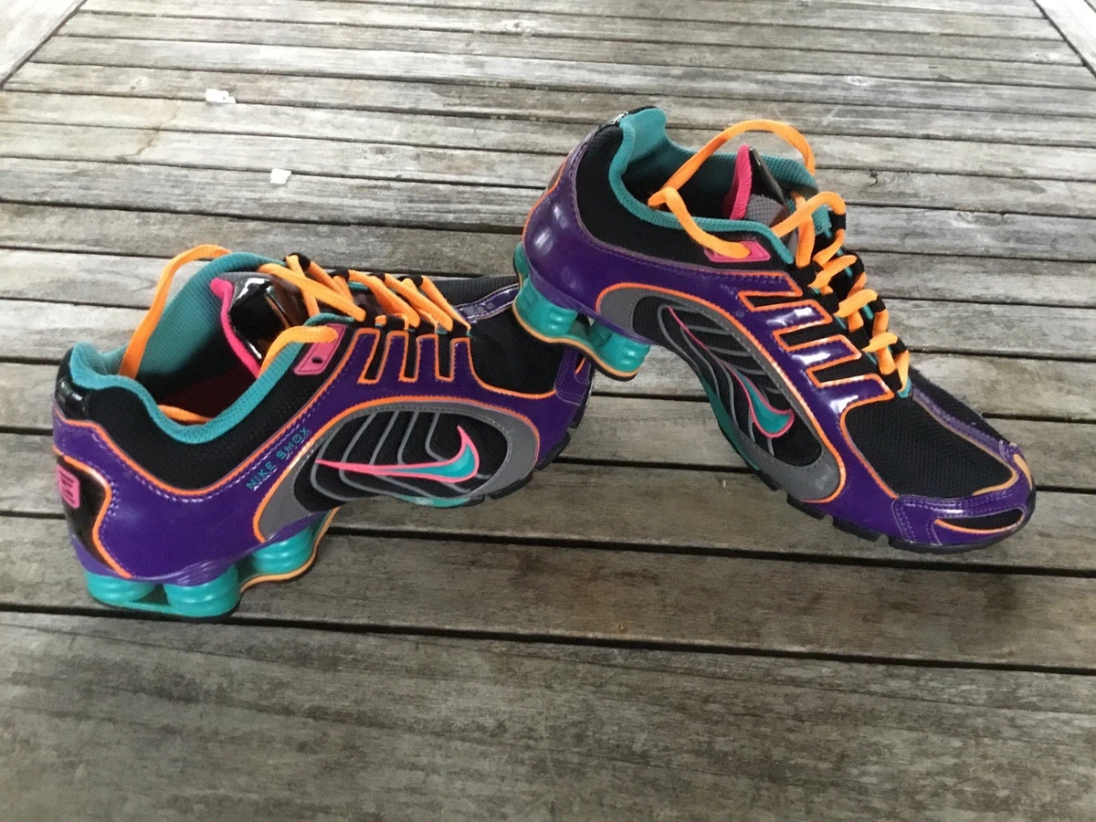 Preços baixos em Nike Shox Navina feminino Nike | eBay