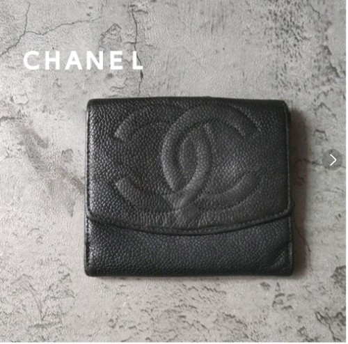 chanel bi fold wallet black caviar