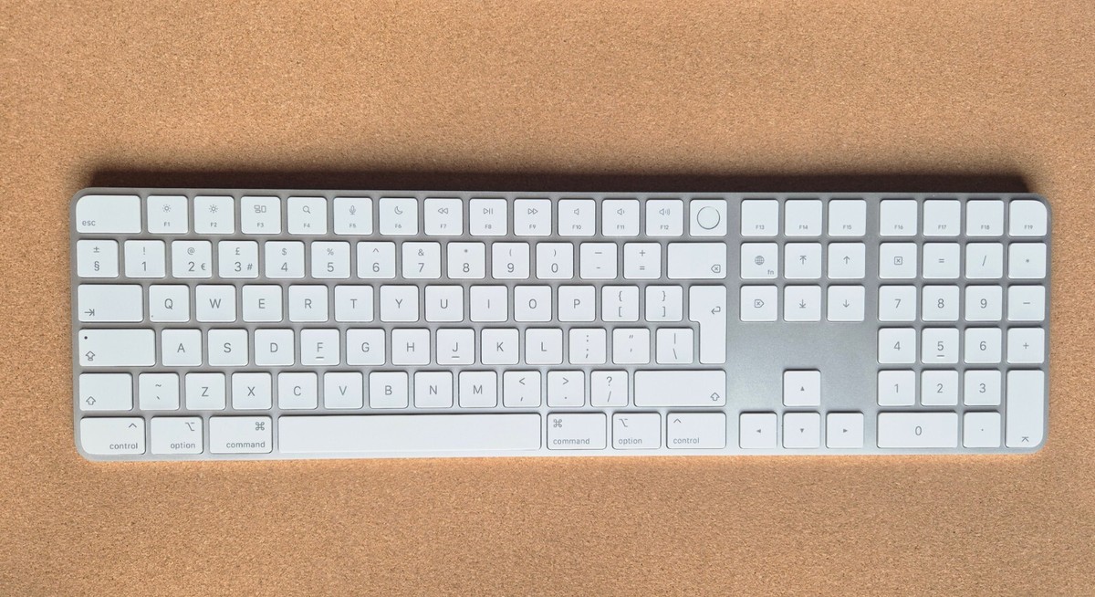 A&T 8台セット Magic Keyboard A2520&Mouse2 Apple Magic keyboard マジックキーボード A2520 シルバー