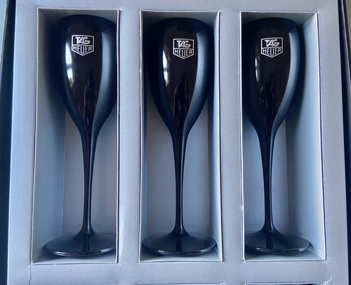 TAG HEUER : 6 BICCHIERI FLÛTE DA CHAMPAGNE IN PLASTICA EDIZIONE LIMITATA 2012 - Foto 7 di 11