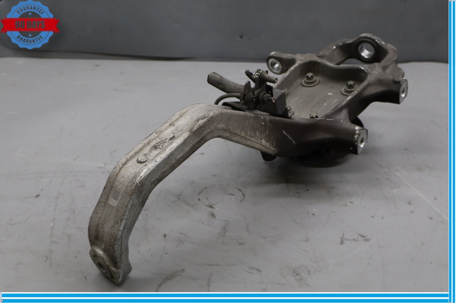 17-21 Maserati Quattroporte M156 S Q4 Ghibli Front Right Knuckle Spindle OEM