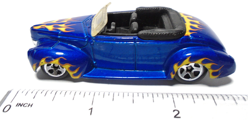 2008 HOT WHEELS '40 FORD CONVERTIBLE BLUE 1:64 DIECAST 2 7/8" CAR YELLOW FLAMES - Picture 5 of 6
