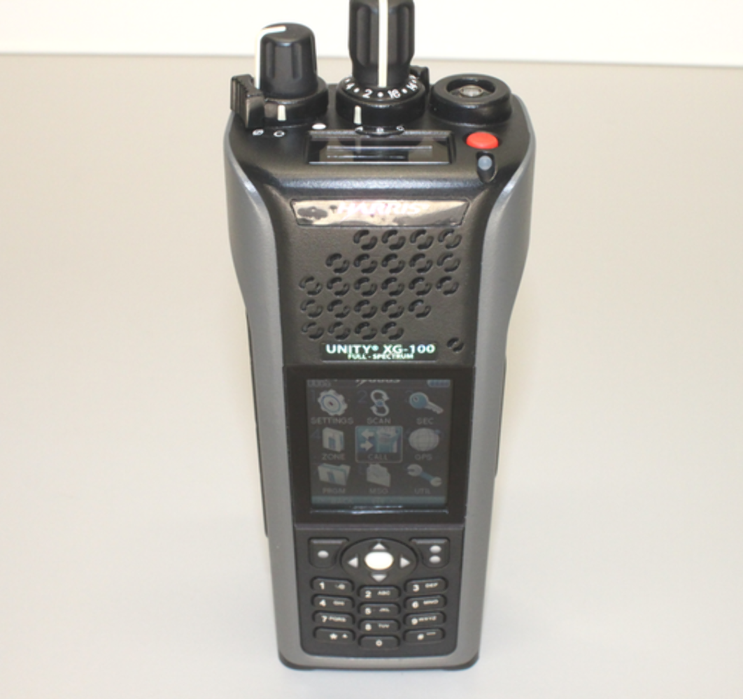 Unity Xg 100m Harris UNITY XG-100P Tri-Band PHASE 2 P25 Trunking/Conv Radio & Battery ...