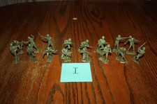 Marx Army Battleground 16-Piece Lot of Vintage American Soldiers Tank I - MPC