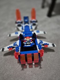 Lego Ice Planet 6973 Deep Freeze Defender Complete w/ Manual Minifigs Rare