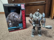 Transformers SS 103 Voyager Class Rhinox