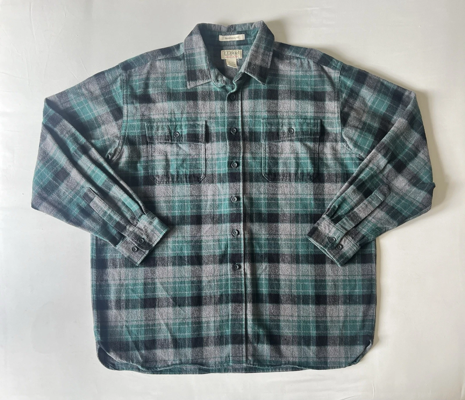 LL Bean Shirt Mens XL Green Plaid Chamois Cloth Flannel Button Up Long Sleeve