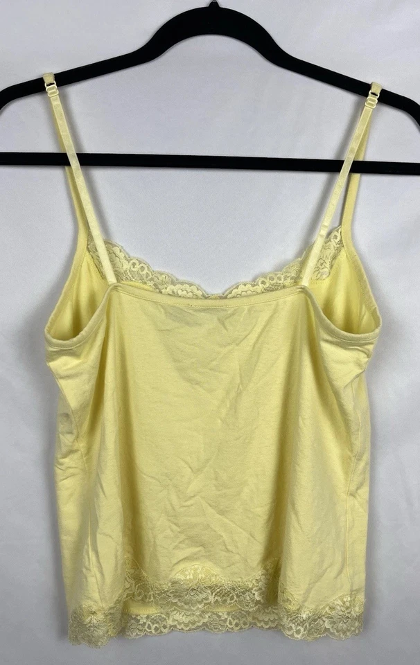 Top camisola con ribete de encaje amarillo Caslon para mujer M Y2K principios de la década de 2000 lencería coqueta Foto 2 de 4