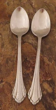 Oneida Clarette Set of 2 Teaspoons Spoons Community Stainless Flatware Lot G