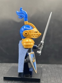 LEGO Gold Crown Knight King Minifigure Cape Kingdoms Castle D&D 7094 21348 71047