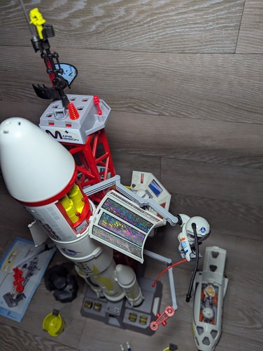 Playmobil Space Mars Mission Rocket Launch Pad - Not Complete Used Please Read - Picture 17 of 22