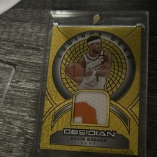 Panini Obsidian Equinox Gear Devin Booker Electric Etch Gold Flood /10