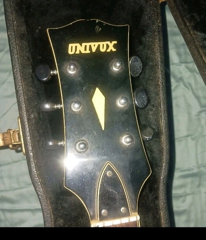 Винтажная Редкая Электрогитара Walnut 1970-е Univox - Изображение 2 из 4