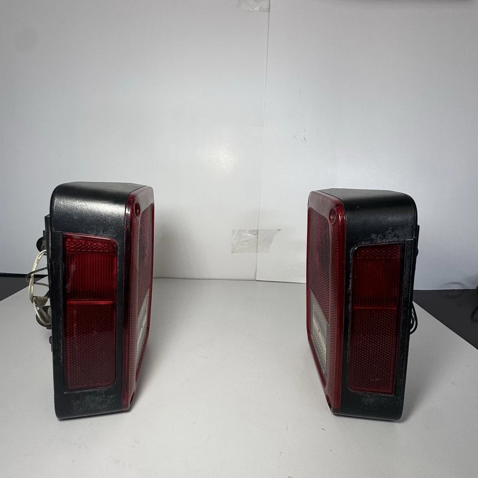 Luz trasera conductor y pasajero Jeep Wrangler 2007/2017 OEM 55077890AD/1515-1000 Foto 2 de 4