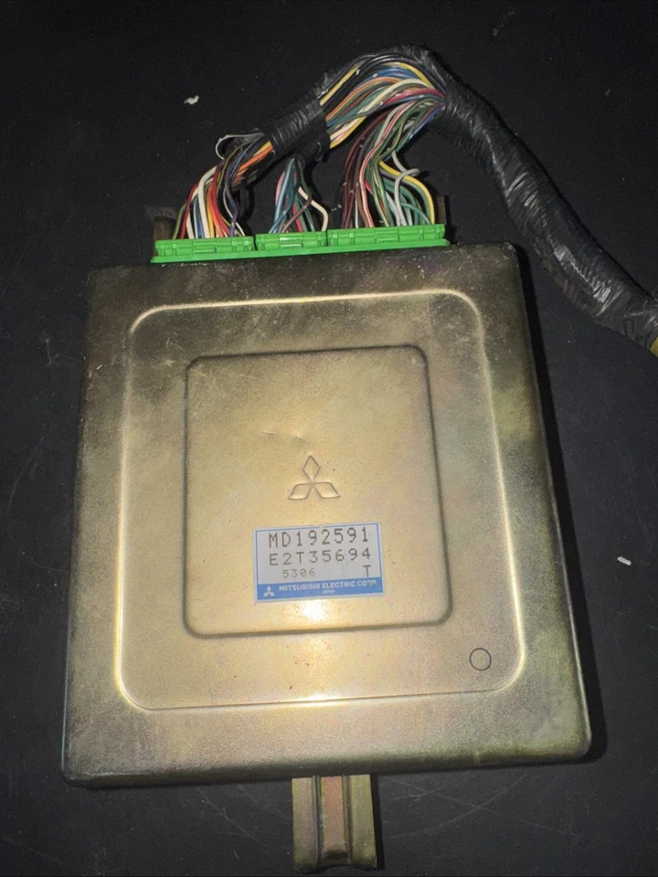 ✅🚘1994 1995 Mitsubishi 3000GT Dodge Stealth módulo de computadora ECM ECU MD192591 Foto 2 de 4