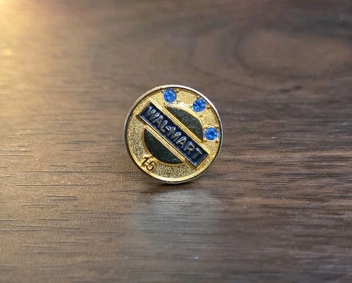 VINTAGE GOLD FILLED WALMART 15 YEAR SERVICE PIN