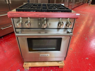 30  Wolf Natural Gas Range GR304 (Used)