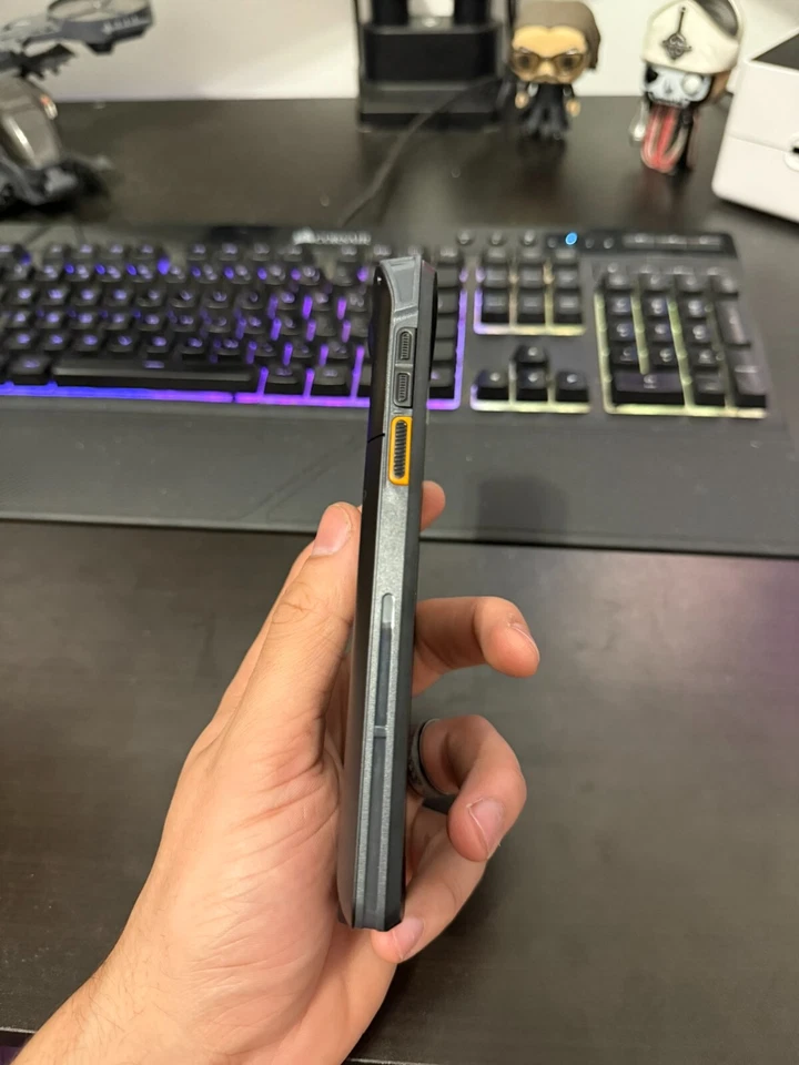 Urovo DT50 Handheld Data Terminal PDA 1D/2D/QR Honeywell Scanner (GMS included) - Image 3 of 4