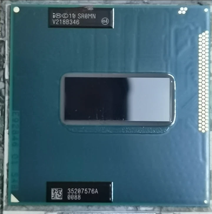 Intel Core i7 3610QM 2.3-3.3GHz Quad-Core 6M SR0MN PGA988 Notebook Processor CPU - Image 2 of 4