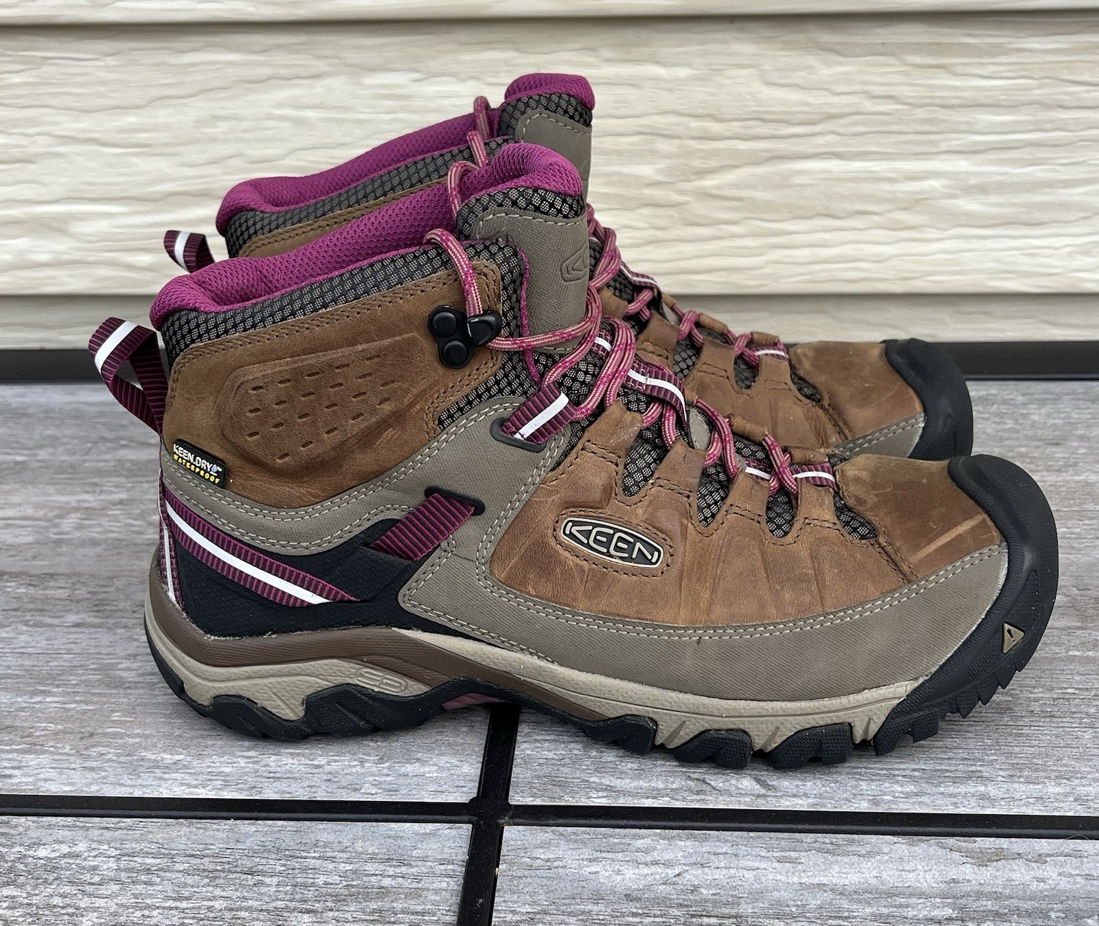 Scarpe da trekking Keen donna Targhee III Mid impermeabili misura 9 5