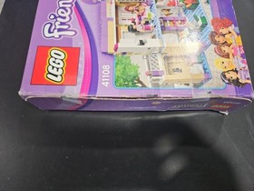 Lego Friends: Set 41108 Heartlake Food Market - Retired
