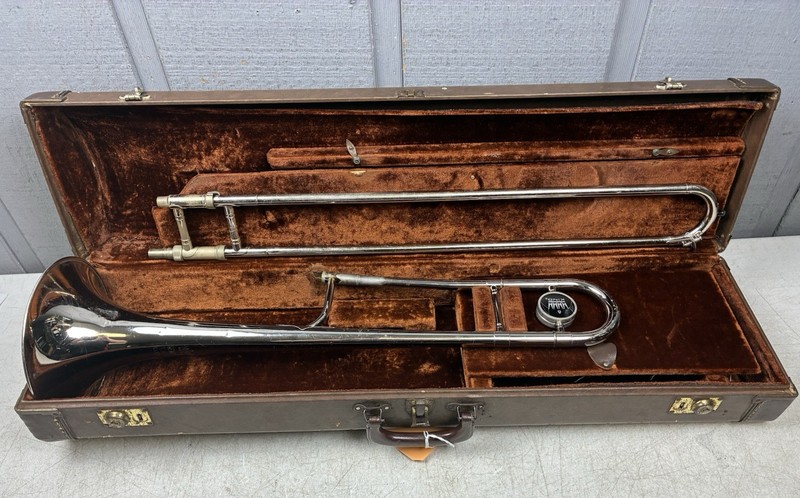 KING 1306 TEMPO NICKEL TROMBONE IN PLAYING CONDITION 723156